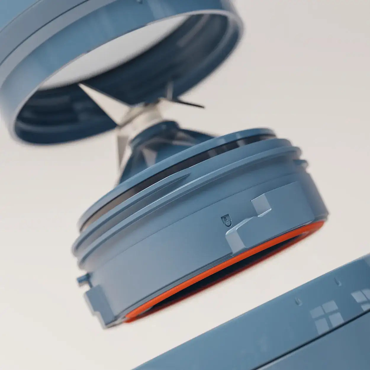 intelligent-cordless-portable-blender-h2 ICB_fullAssembly_midnightBlue_3_2_explodeBladeLock_edit.webp
