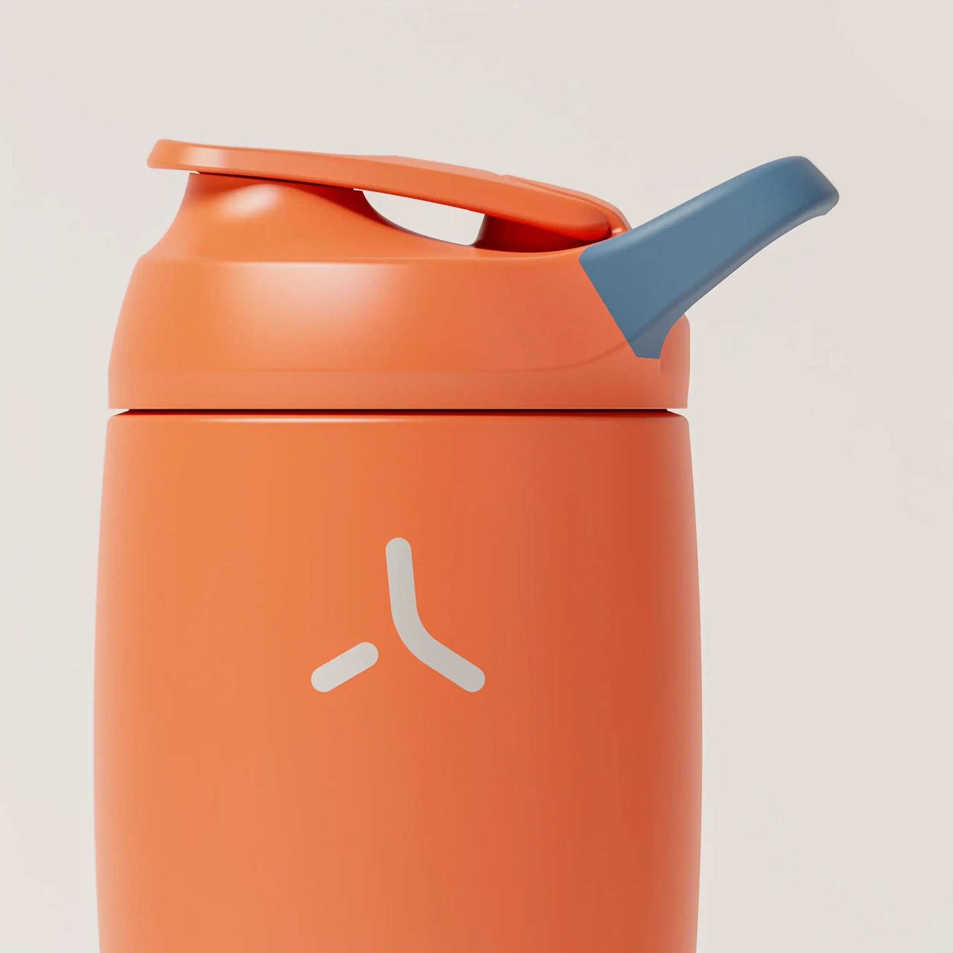 insulated-performance-shaker-bottle-c4 SHKR_18550_dwSS-S1.1_burntOrange_midnightBlue_1_8_orthoLid_edit.png