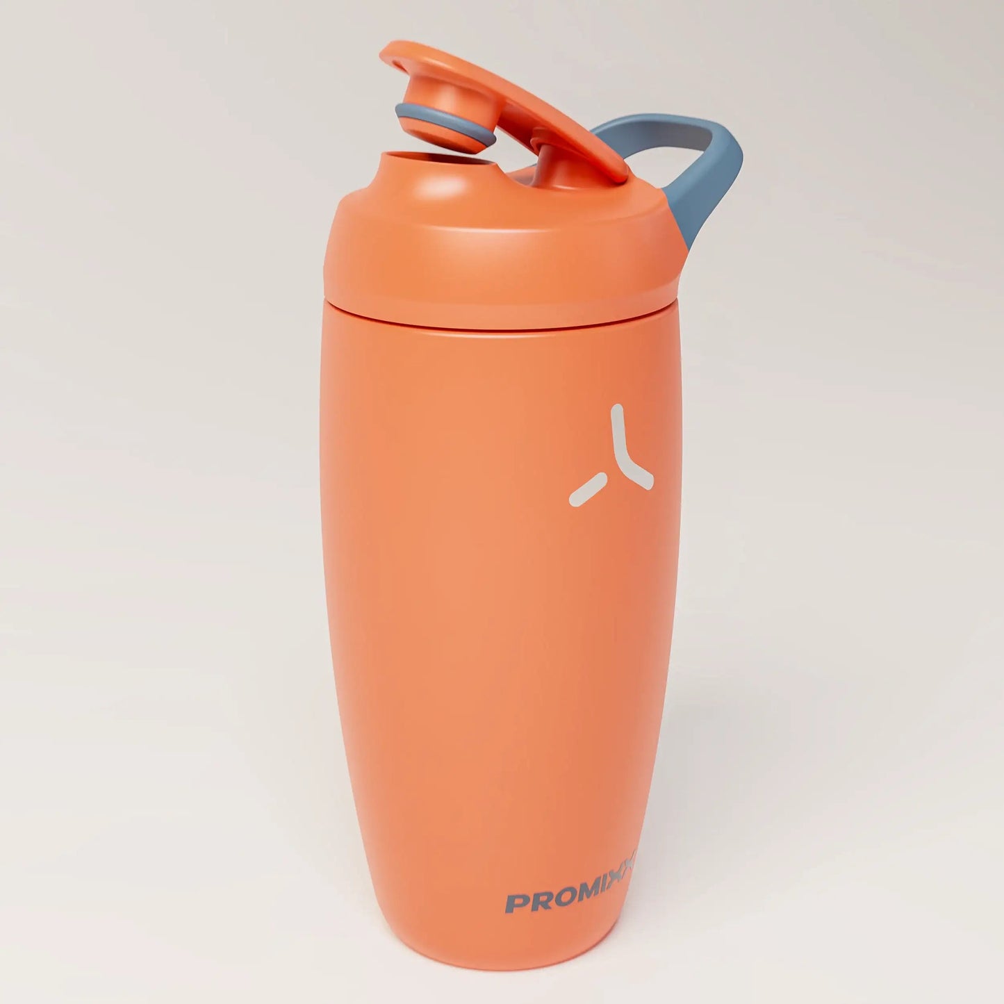 insulated-performance-shaker-bottle-c4 SHKR_18550_dwSS-S1.1_burntOrange_midnightBlue_2_3_highLeft_edit.png